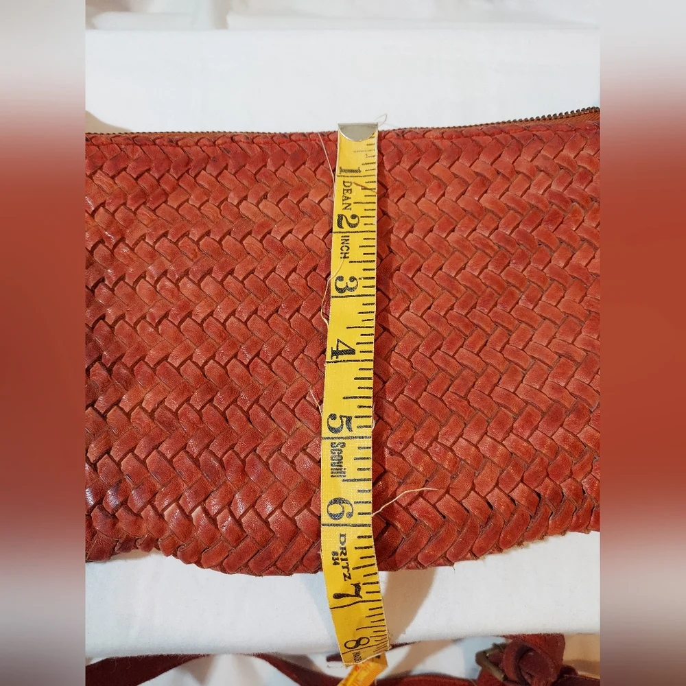 SirimiriDesigns Handwoven Braided Leather Crossbody Bag - Burnt Orange EUC